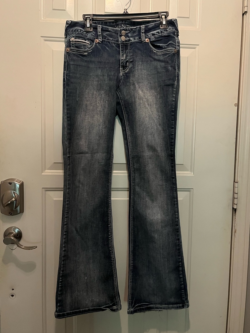 Vanity Flare Jeans in Dark Wash Blue